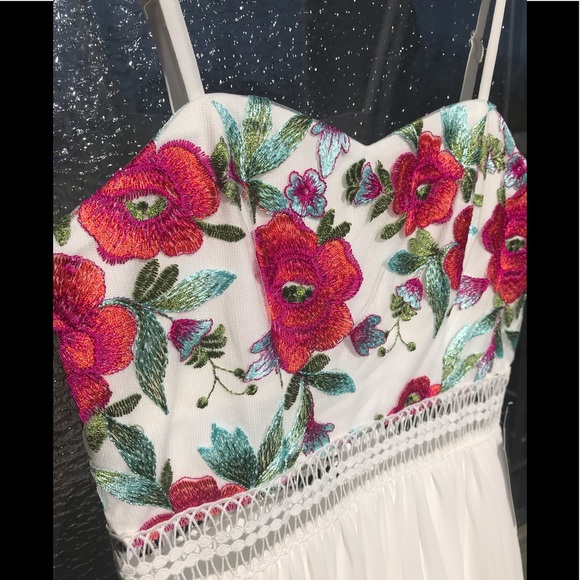 I.N. California Dress     NWT - Picture 4 of 8